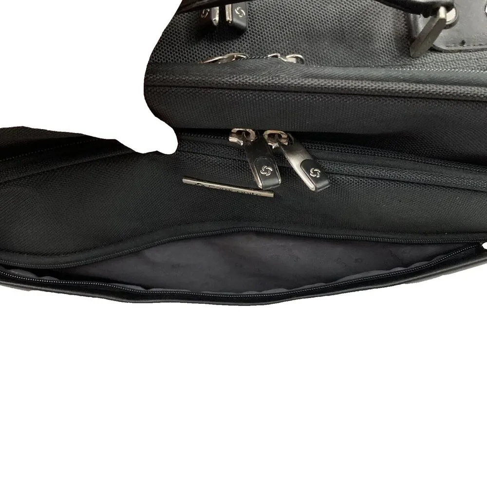 Samsonite Rolling Carry On-Black-2 Wheel-Extended Handle+Carry Han-Clothes Strap